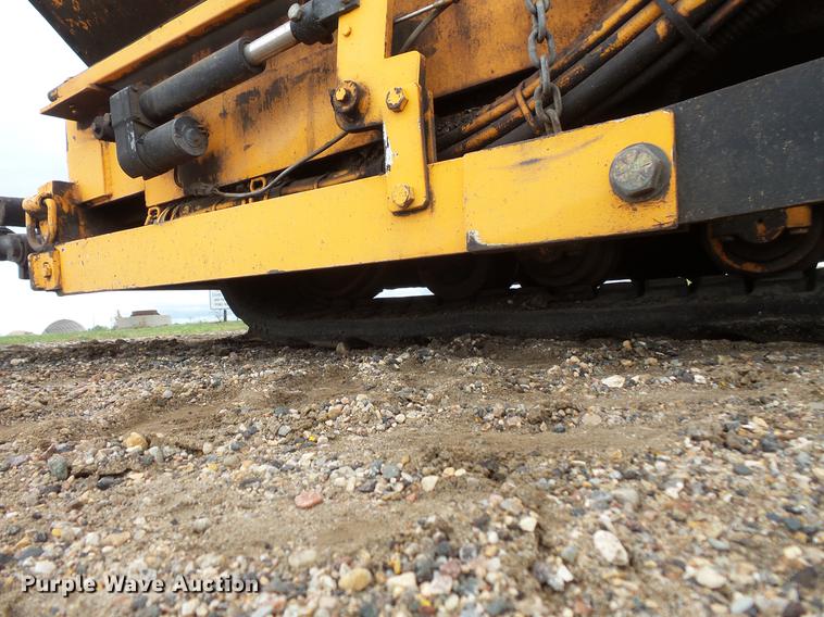 image for item FT9801 2007 LeeBoy L8515R paver