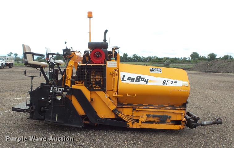 image for item FT9802 2007 LeeBoy L8515R paver
