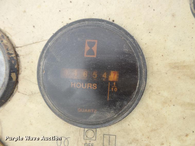 image for item FT9802 2007 LeeBoy L8515R paver