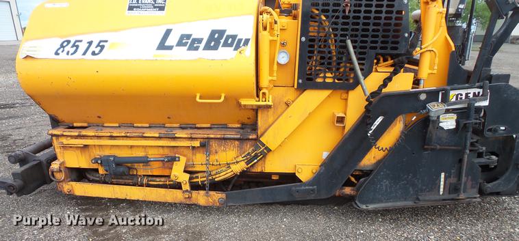 image for item FT9802 2007 LeeBoy L8515R paver