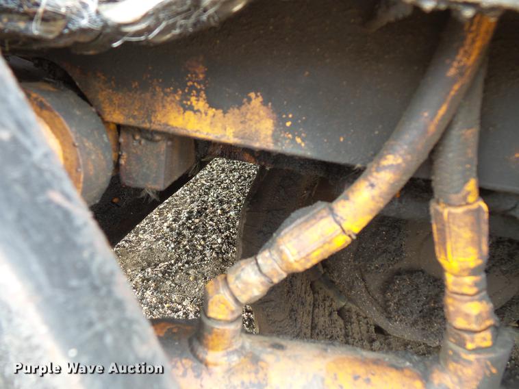 image for item FT9802 2007 LeeBoy L8515R paver