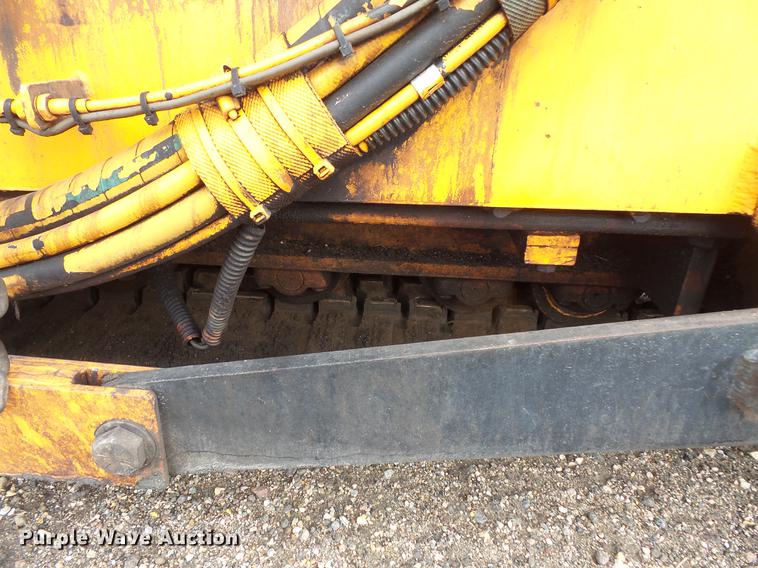 image for item FT9802 2007 LeeBoy L8515R paver