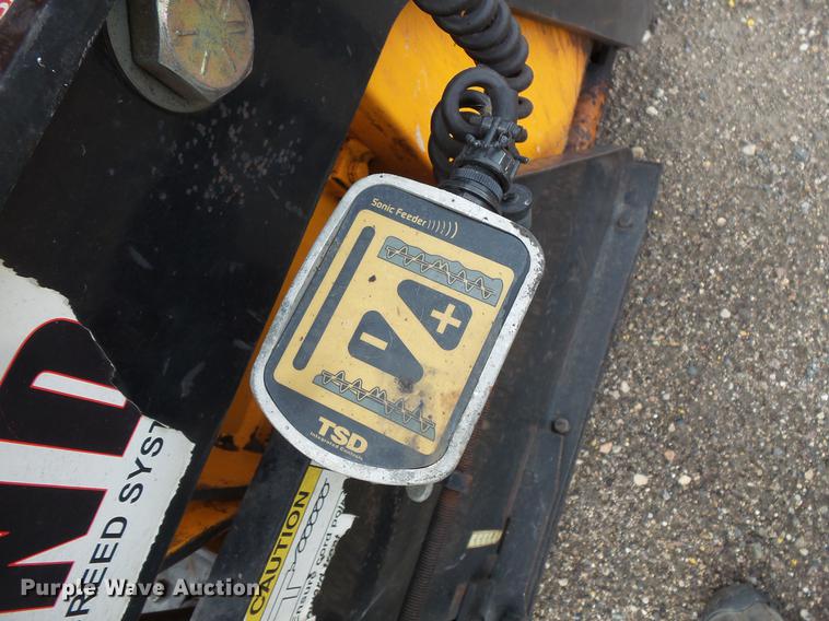 image for item FT9802 2007 LeeBoy L8515R paver