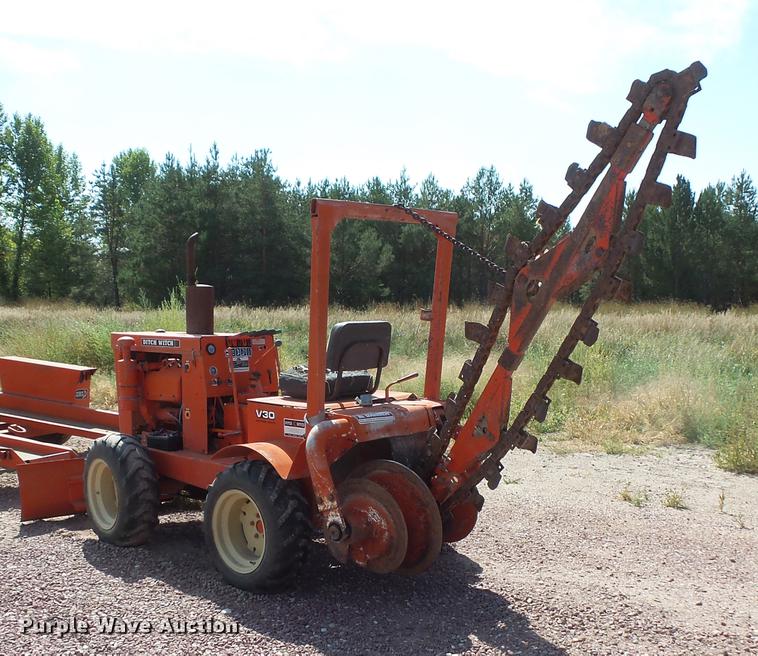 image for item FT9822 Ditch Witch V30 trencher
