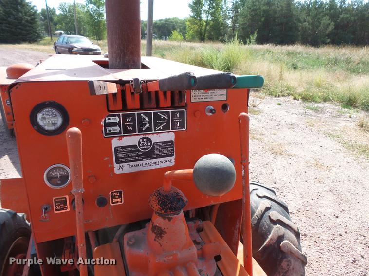 image for item FT9822 Ditch Witch V30 trencher