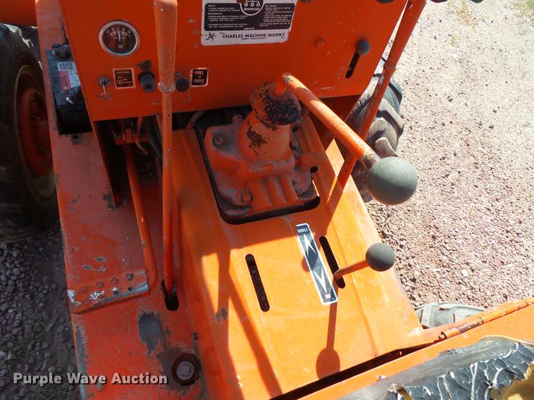 image for item FT9822 Ditch Witch V30 trencher