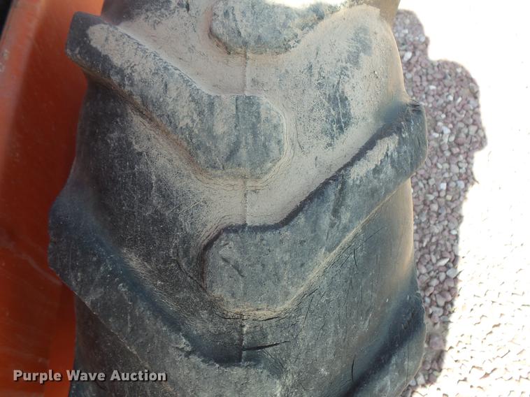 image for item FT9822 Ditch Witch V30 trencher