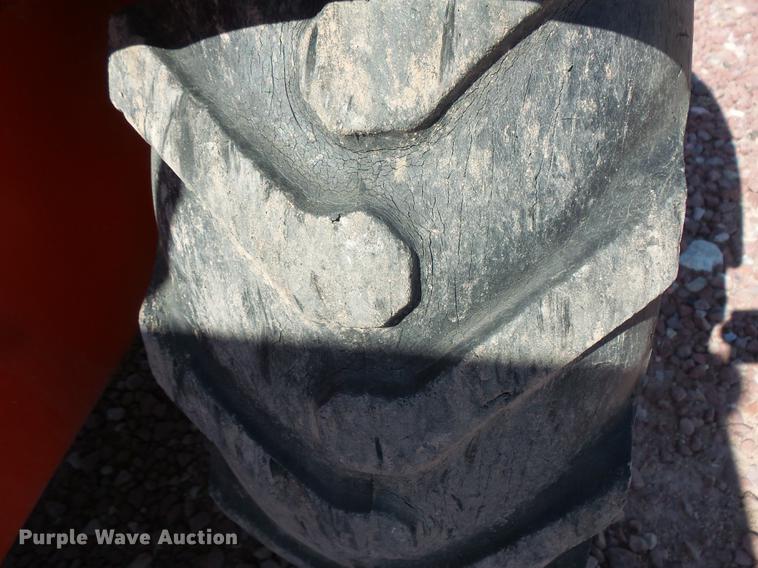 image for item FT9822 Ditch Witch V30 trencher