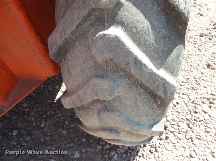 image for item FT9822 Ditch Witch V30 trencher