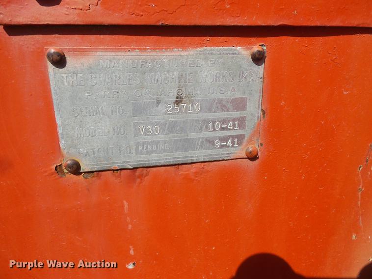 image for item FT9822 Ditch Witch V30 trencher