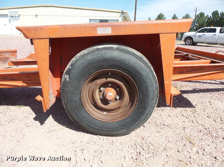 image for item FT9822 Ditch Witch V30 trencher