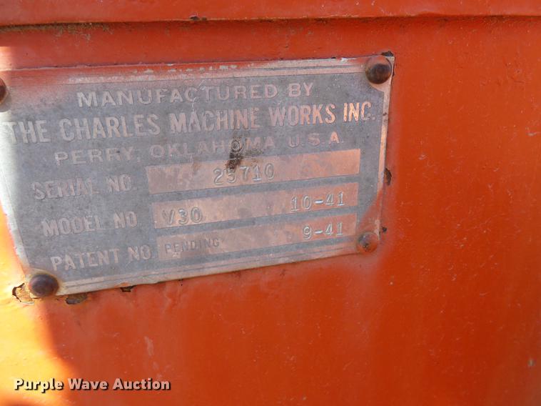 image for item FT9822 Ditch Witch V30 trencher