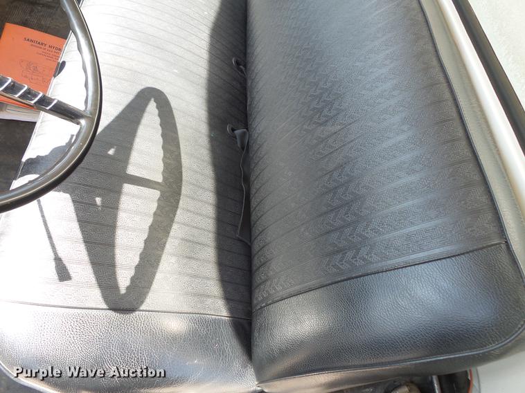 image for item FT9823 1972 Ford 600 sewer jetter truck