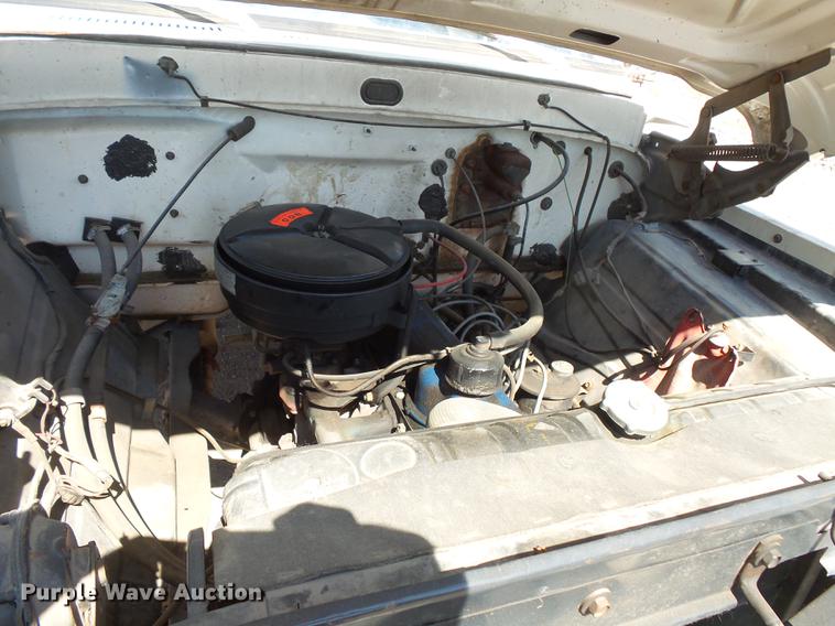 image for item FT9823 1972 Ford 600 sewer jetter truck