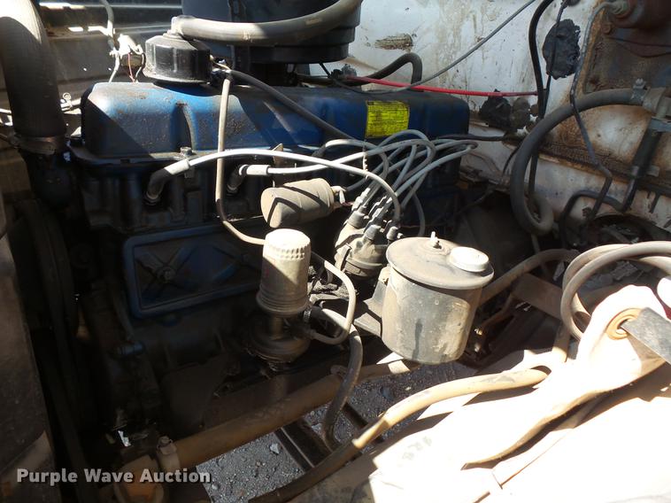 image for item FT9823 1972 Ford 600 sewer jetter truck