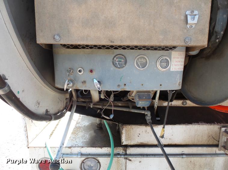 image for item FT9823 1972 Ford 600 sewer jetter truck