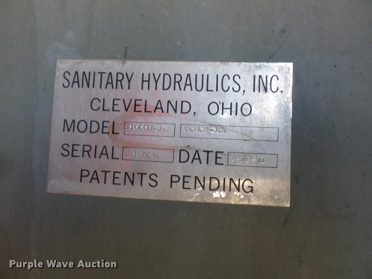 image for item FT9823 1972 Ford 600 sewer jetter truck