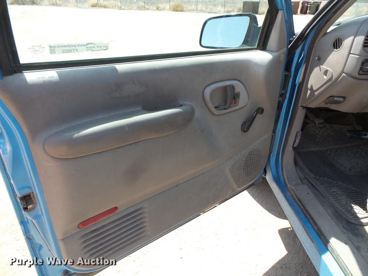 image for item FT9825 1995 Chevrolet 1500 pickup truck