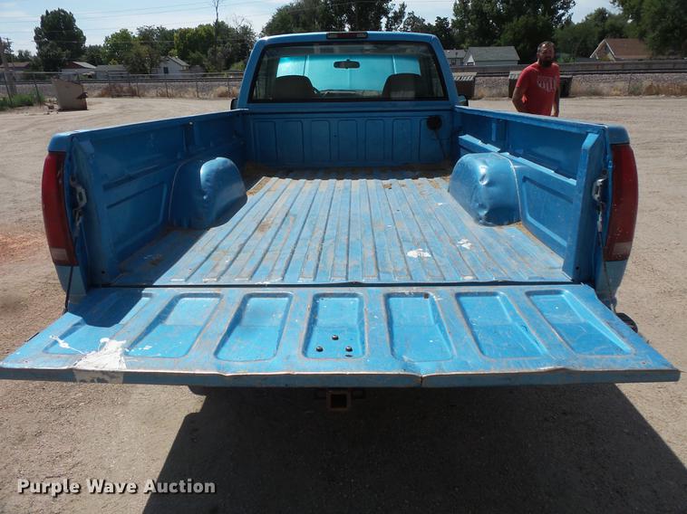 image for item FT9825 1995 Chevrolet 1500 pickup truck