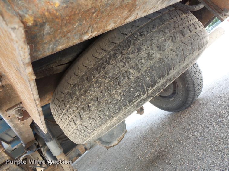 image for item FT9825 1995 Chevrolet 1500 pickup truck