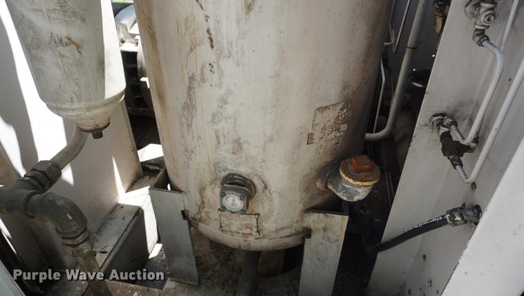 image for item DB6012 Gardner Denver Electro-Saver II air compressor