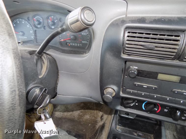 image for item DB8560 2004 Ford Ranger SuperCab pickup truck