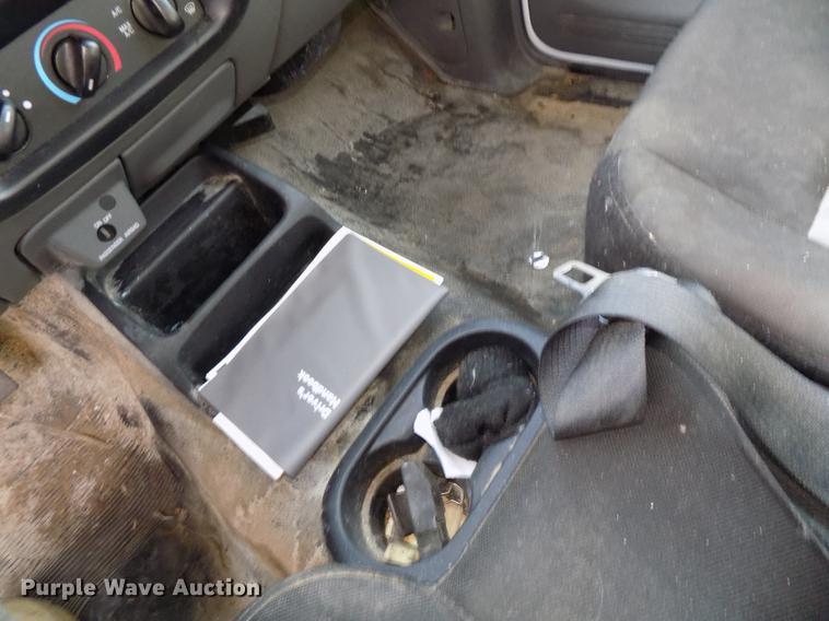 image for item DB8560 2004 Ford Ranger SuperCab pickup truck