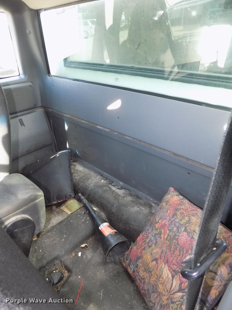 image for item DB8560 2004 Ford Ranger SuperCab pickup truck