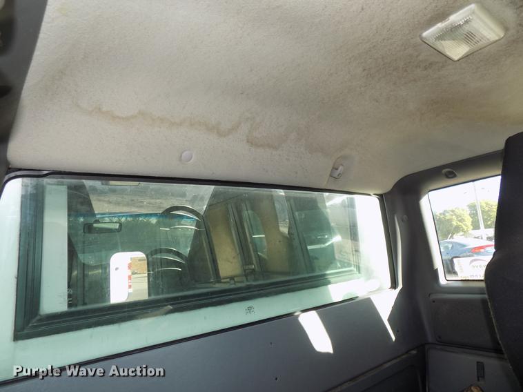 image for item DB8560 2004 Ford Ranger SuperCab pickup truck