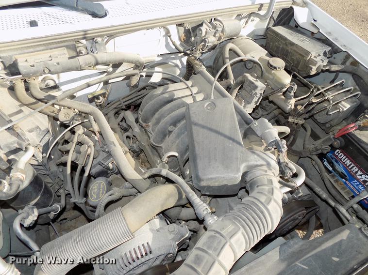 image for item DB8560 2004 Ford Ranger SuperCab pickup truck