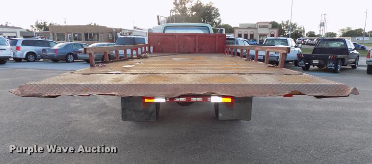 image for item DB8561 1977 Ford F600 rollback truck