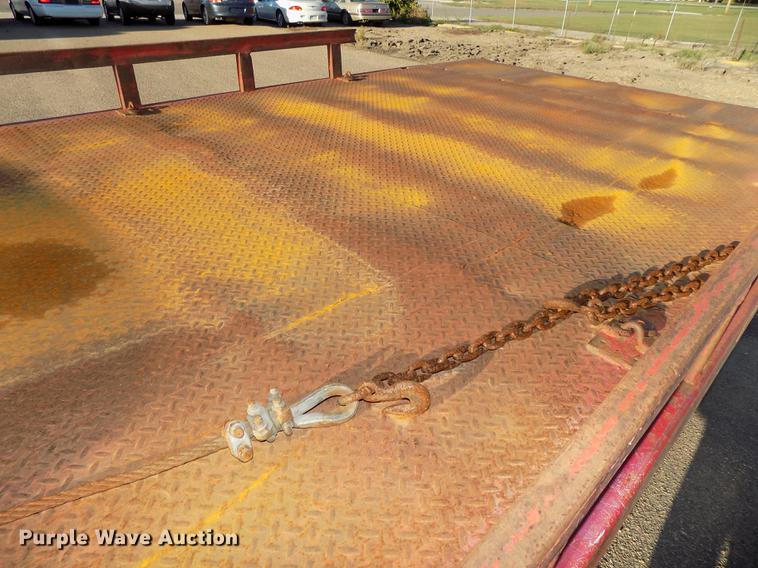 image for item DB8561 1977 Ford F600 rollback truck