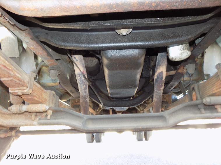 image for item DB8561 1977 Ford F600 rollback truck