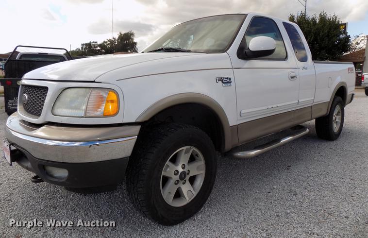 image for item DB8563 2002 Ford F150 SuperCab pickup truck