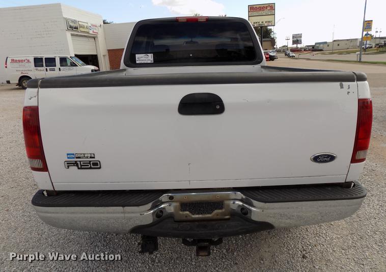 image for item DB8563 2002 Ford F150 SuperCab pickup truck