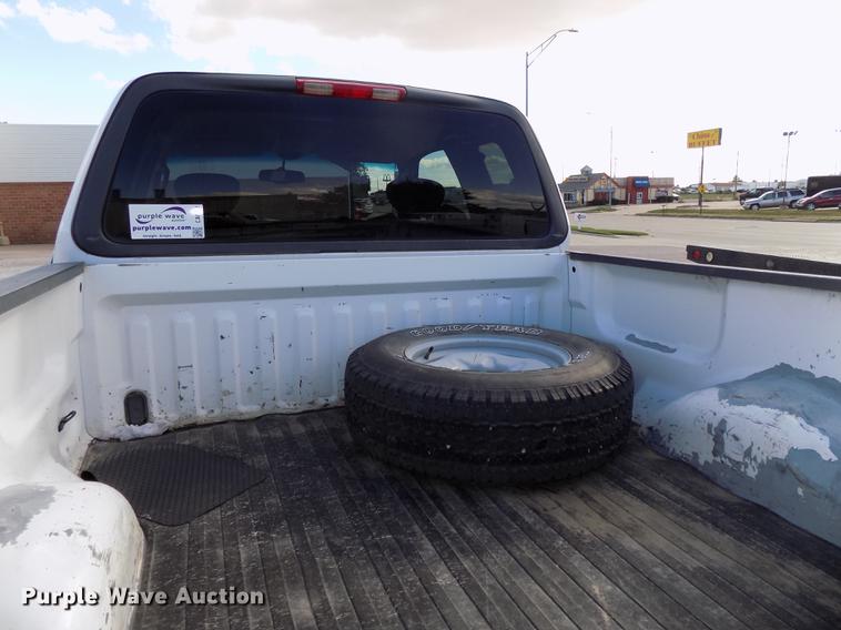 image for item DB8563 2002 Ford F150 SuperCab pickup truck