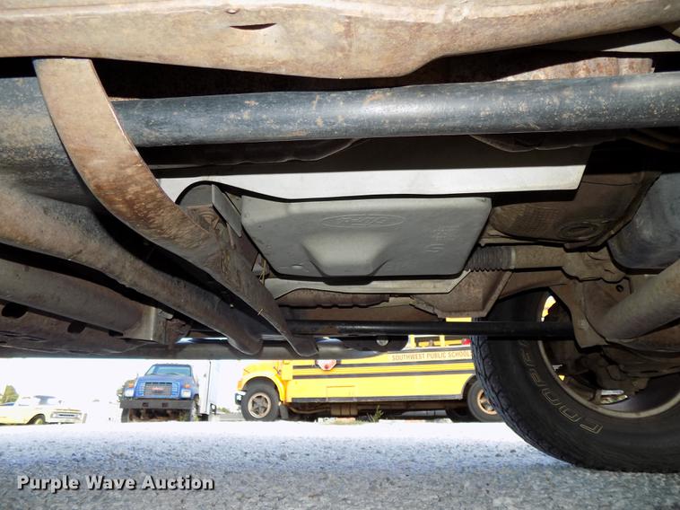 image for item DB8563 2002 Ford F150 SuperCab pickup truck