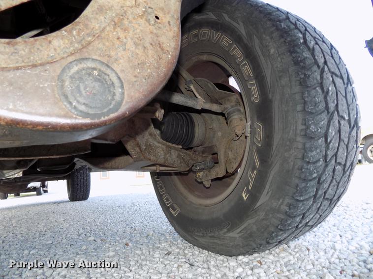 image for item DB8563 2002 Ford F150 SuperCab pickup truck