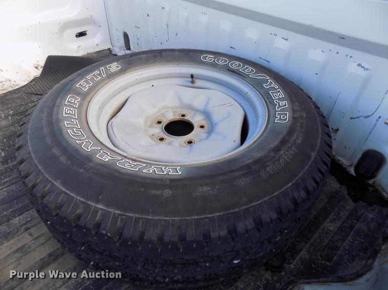 image for item DB8563 2002 Ford F150 SuperCab pickup truck