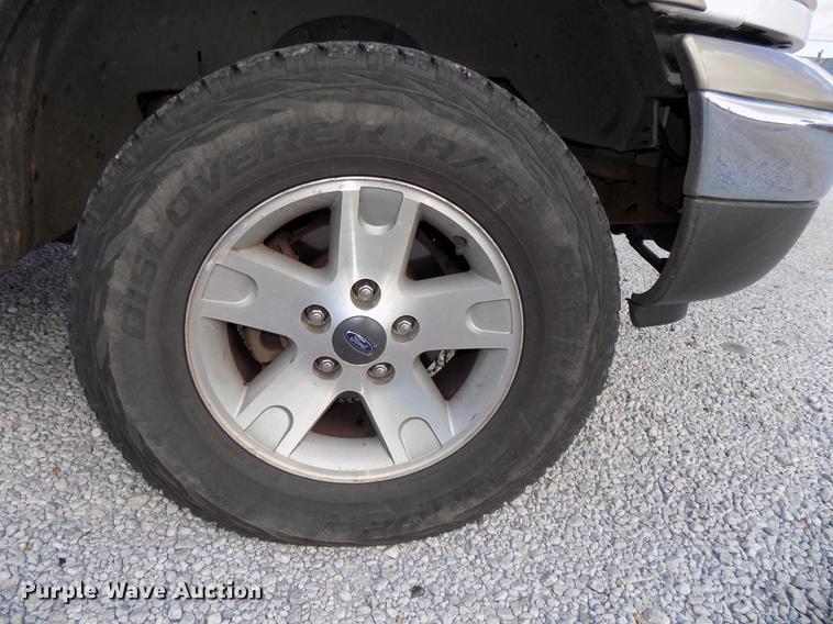 image for item DB8563 2002 Ford F150 SuperCab pickup truck