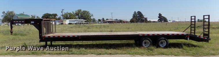 image for item DB9114 1993 Diamond C equipment trailer