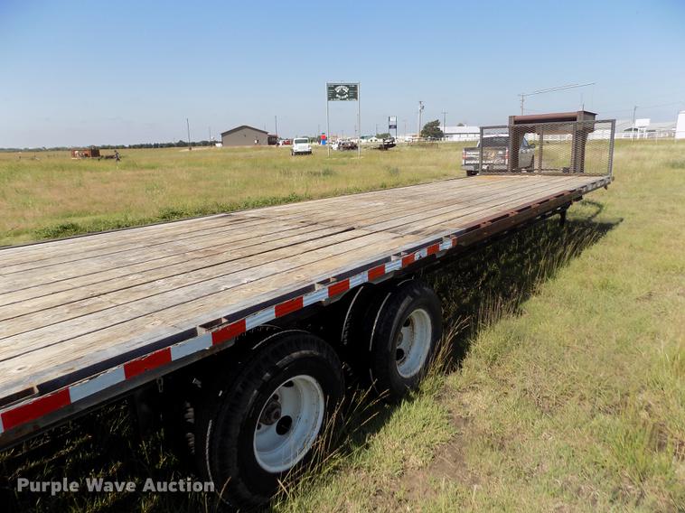 image for item DB9114 1993 Diamond C equipment trailer