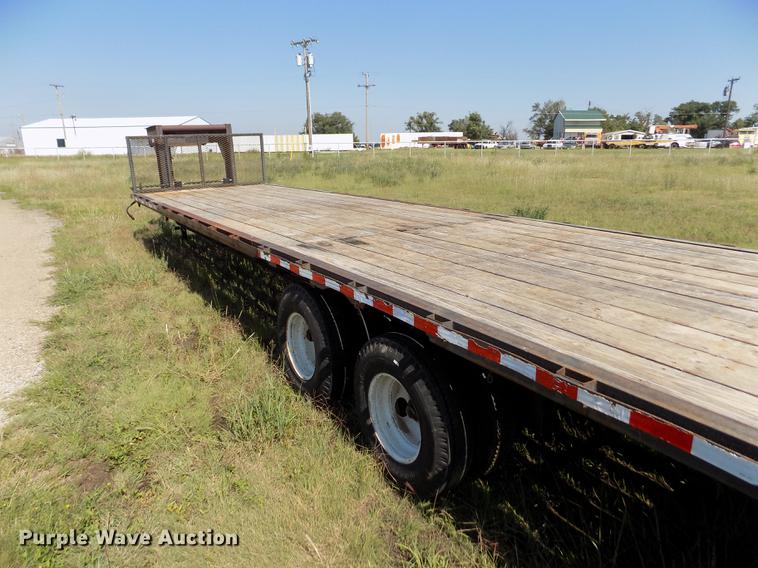 image for item DB9114 1993 Diamond C equipment trailer