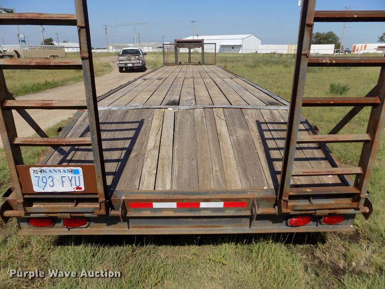 image for item DB9114 1993 Diamond C equipment trailer