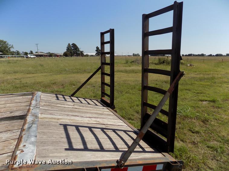 image for item DB9114 1993 Diamond C equipment trailer