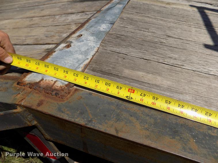 image for item DB9114 1993 Diamond C equipment trailer