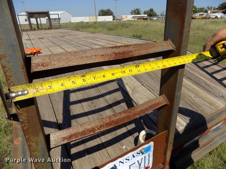 image for item DB9114 1993 Diamond C equipment trailer