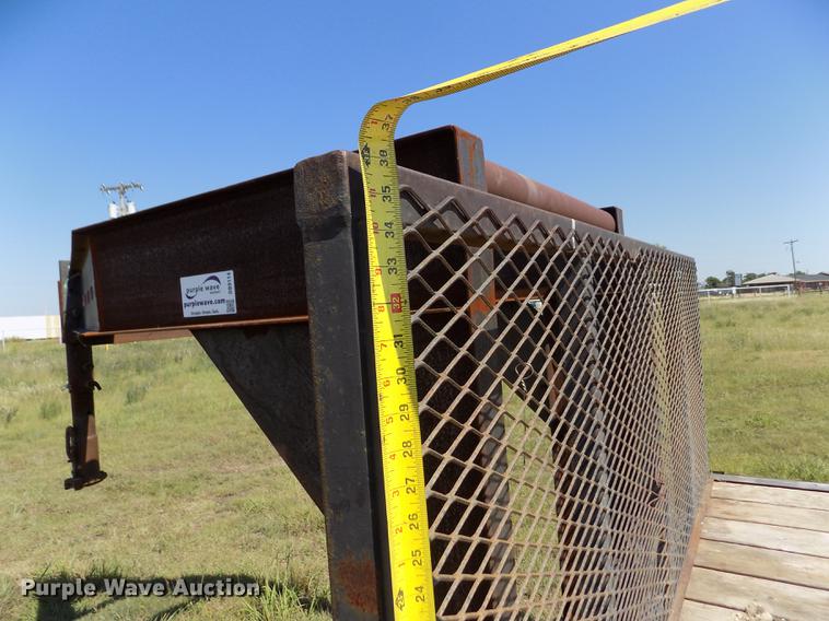 image for item DB9114 1993 Diamond C equipment trailer