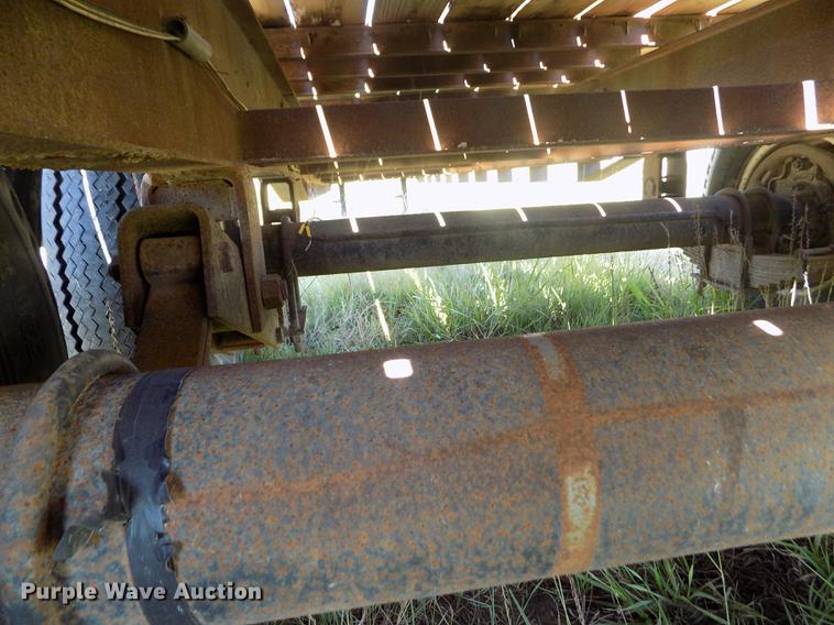 image for item DB9114 1993 Diamond C equipment trailer