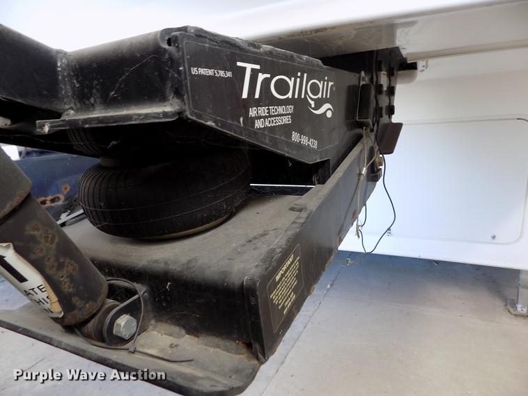 image for item DB9118 2012 Forest River Coachmen Brookstone BFK367RL camper